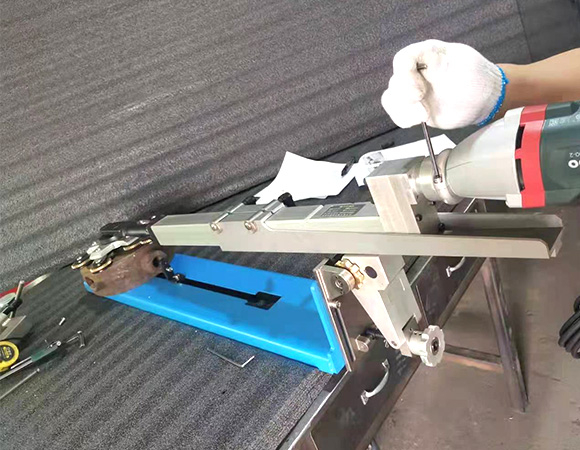 300型齒輪傳動(dòng)研磨機(jī)